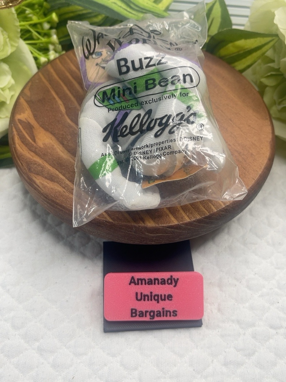 Buzz Mini Bean Plush - White and Green